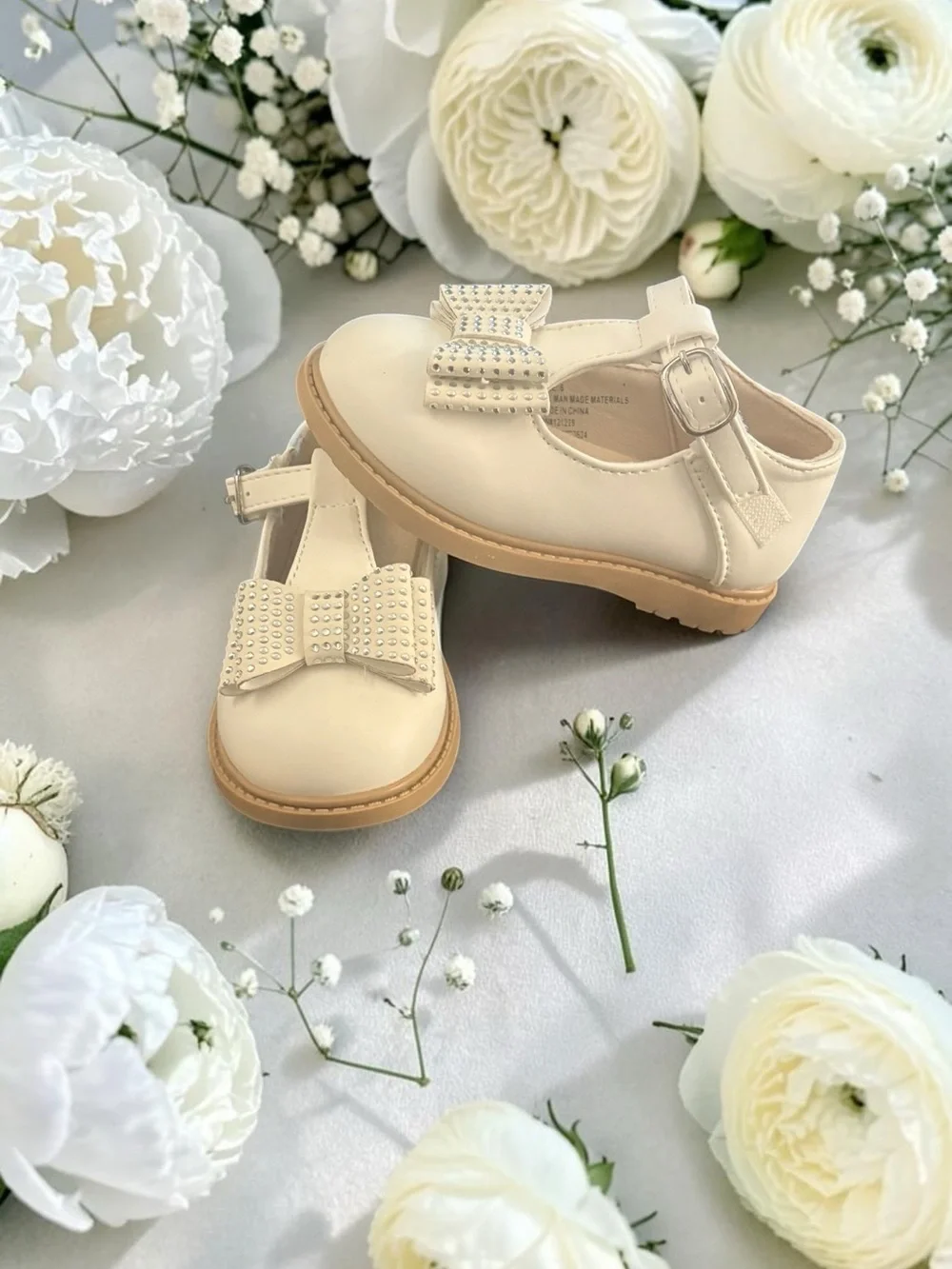 Vince Camuto sweet cream